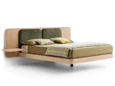 Letto matrimoniale in legno massello con testiera imbottita GRAND VOILE Alf DaFrè