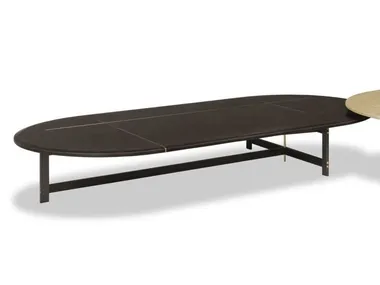 Tavolino ovale in pelle PLACÈ Baxter