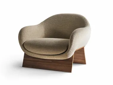 Poltrona in tessuto con braccioli BOOLEAN ARMCHAIR Bonaldo