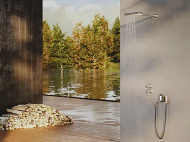 Soffione doccia a muro in acciaio inox LIBECCIO DISENIA