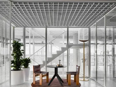 Pannelli per controsoffitto acustico in PET ECHOGRID® ECHOJAZZ
