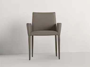 Sedia imbottita con braccioli BELLA P Frag