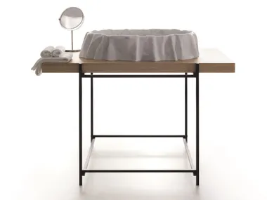 Mobile lavabo da terra in legno con porta asciugamani HASHI EASEL Kreoo