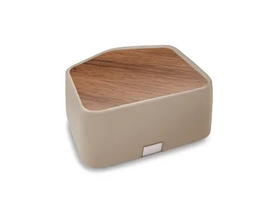 Tavolino con rivestimento in pelle e top in legno NEL Max Divani