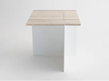 Tavolino alto quadrato in legno DIVISION Phase Design