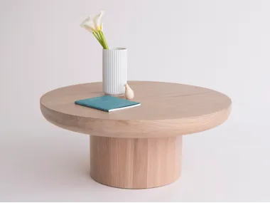 Tavolino rotondo in legno DOMBAK Phase Design