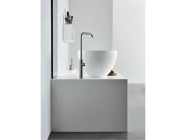 Lavabo da appoggio in Korakril™ SOAVE Rexa