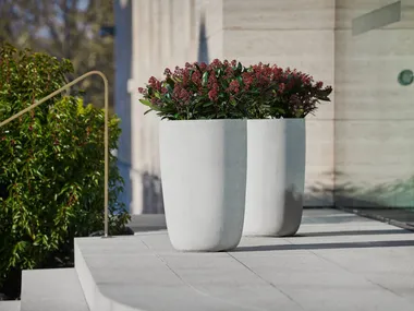Vaso da giardino alto in cemento GEISHA SWISSPEARL