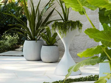 Vaso da giardino alto in cemento SPINDEL SWISSPEARL