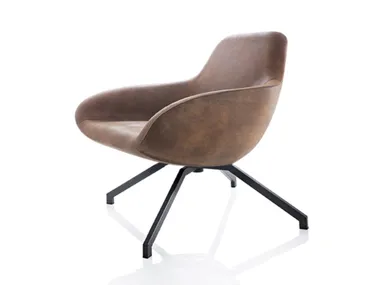 Poltrona in pelle con braccioli X BIG ALMA DESIGN
