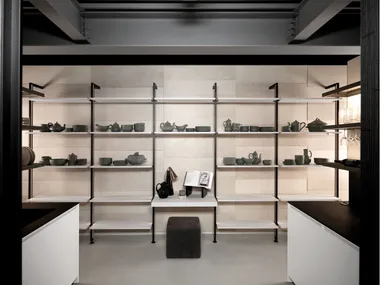 Libreria a giorno bifacciale componibile in alluminio e legno TOTEM Euromobil